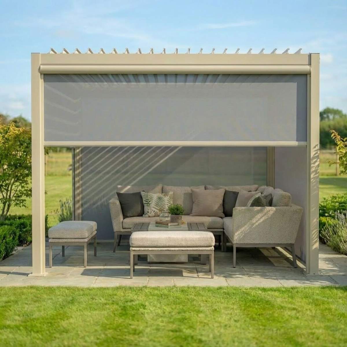 Maze - Como Pergola Zip Drop Side Blind