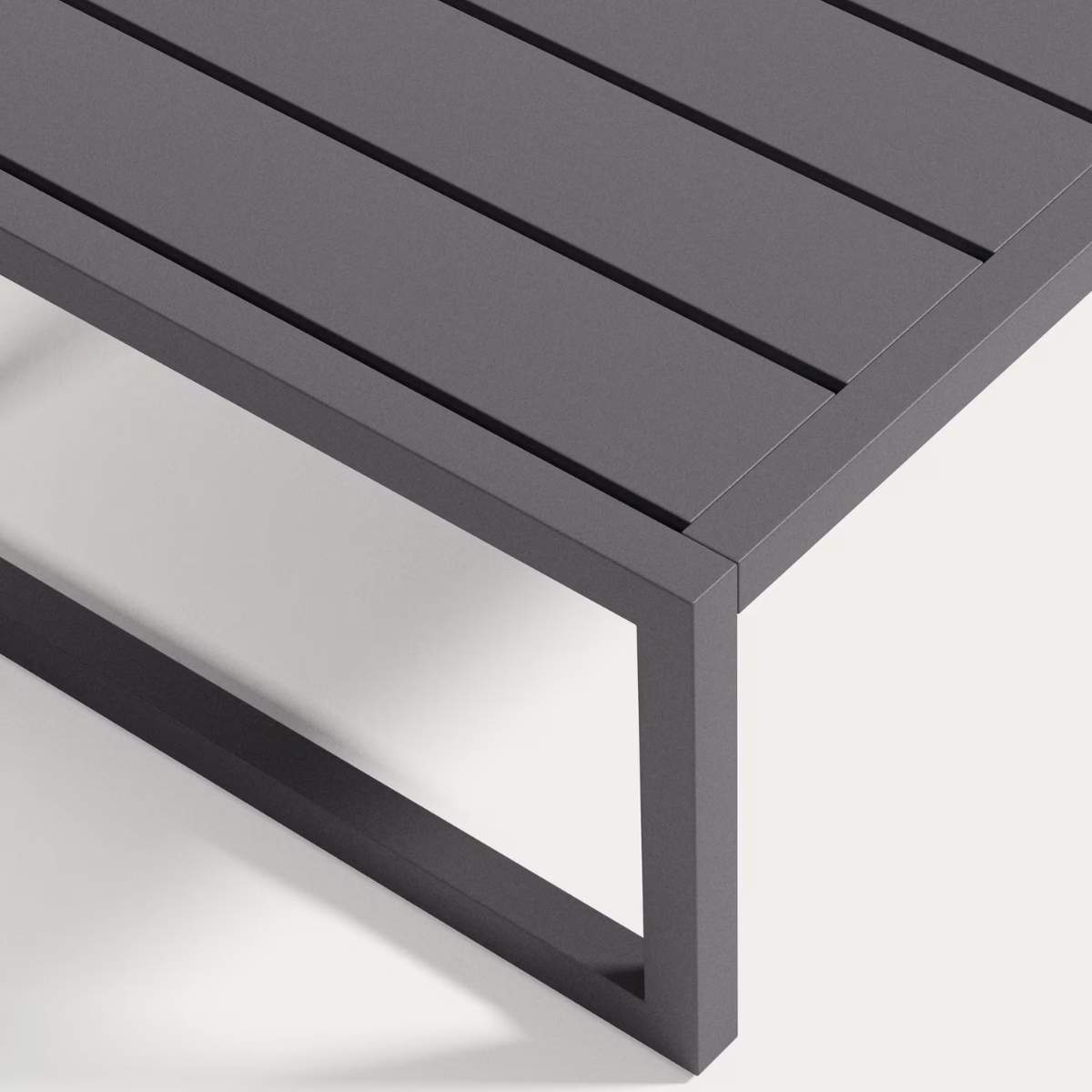 Kave Home Comova 100% outdoor side table made from green aluminium, 60 x 60 cm