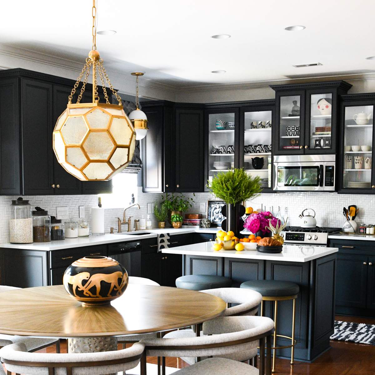 Hudson Valley Lighting Corbett Broomley Light Pendant - Broomley