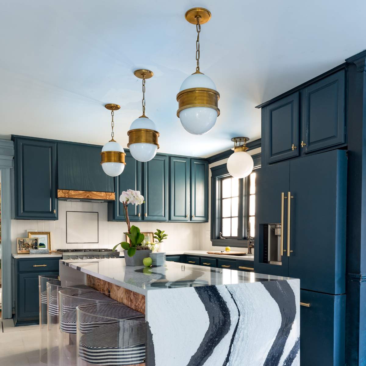 Hudson Valley Lighting Corbett Broomley Light Pendant - Broomley
