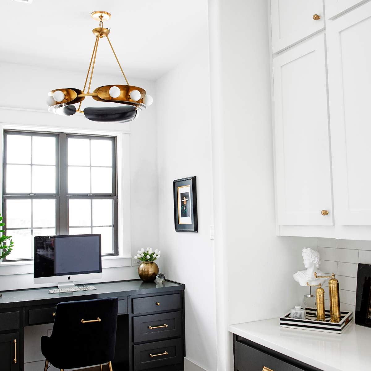 Hudson Valley Lighting Corbett Hopper Chandelier - Hopper
