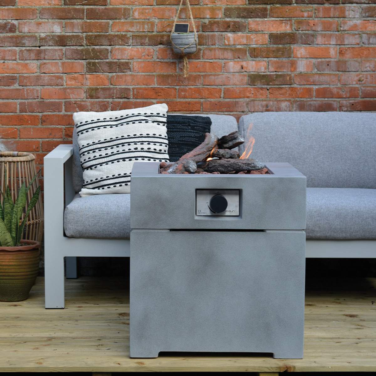 Pacific Lifestyle Cosibrixx 60 Concrete Effect Fire Pit