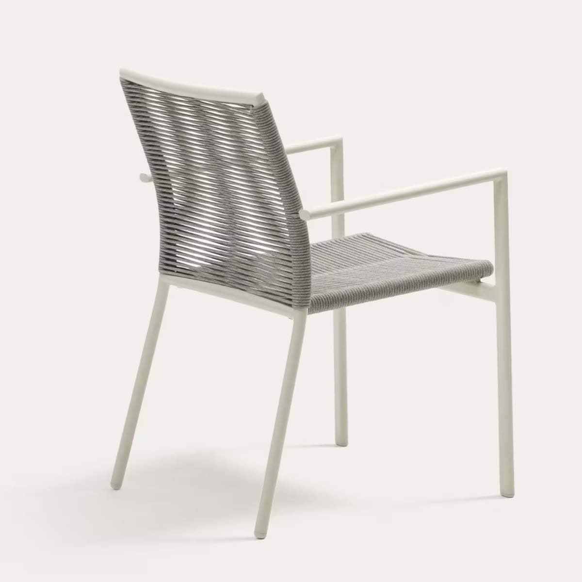 Kave Home Culip stackable outdoor chair in aluminium and cord in brown