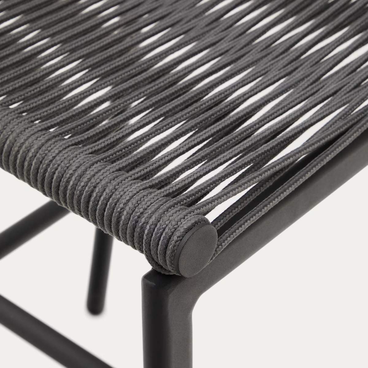 Kave Home Culip outdoor stool made of rope cord and white aluminium, 65 cm