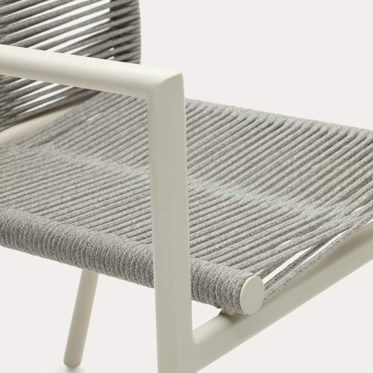 Kave Home Culip stackable outdoor chair in aluminium and cord in brown