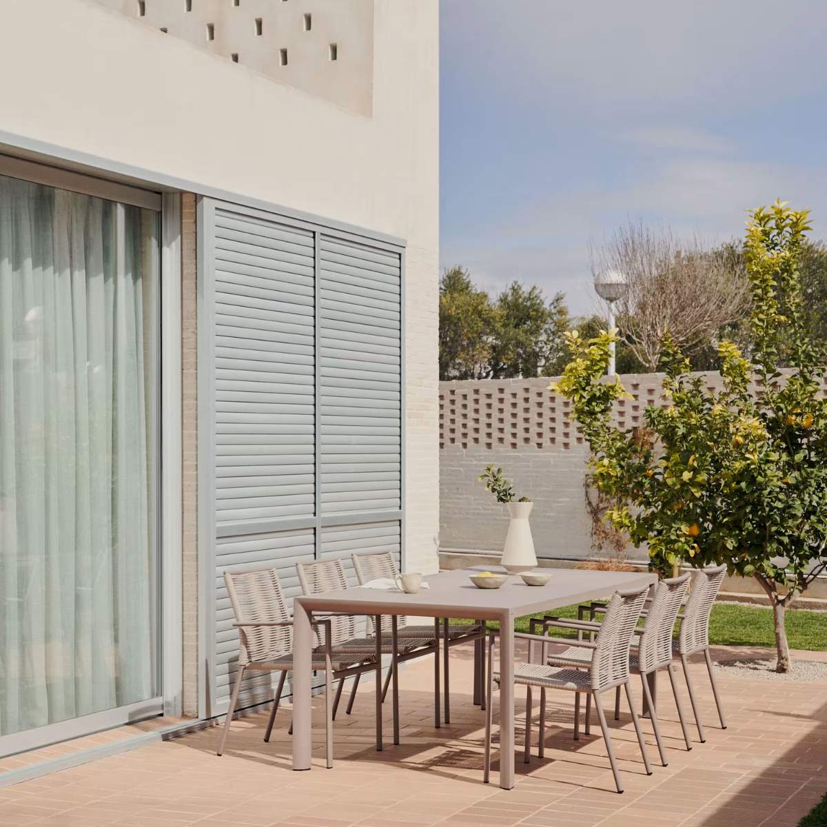 Kave Home Culip aluminium outdoor table in powder coated brown finish, 220 x 100 cm