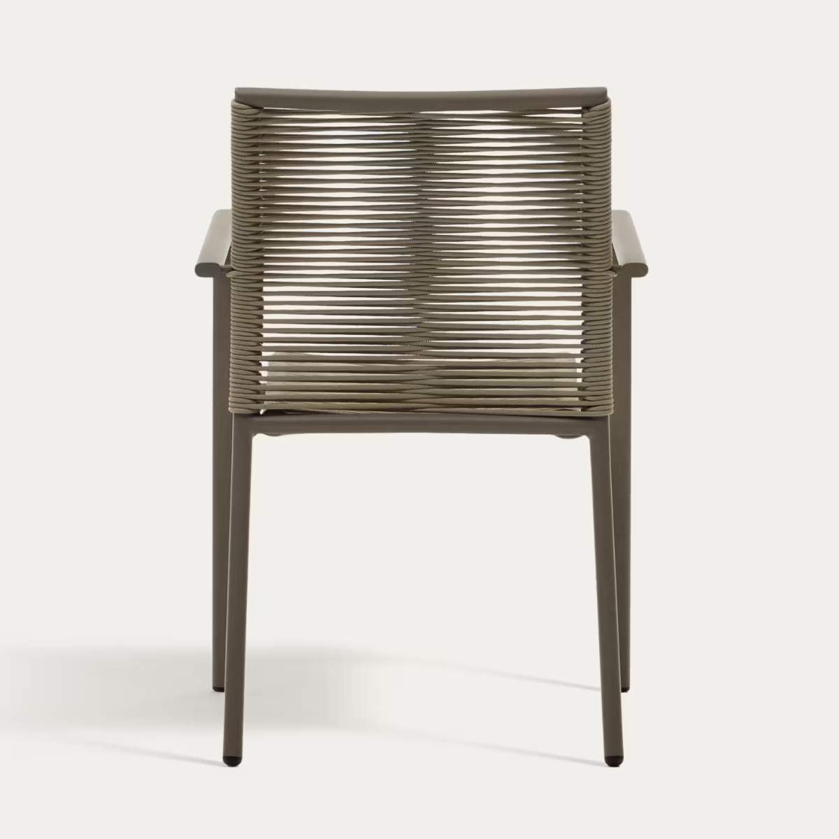 Kave Home Culip stackable outdoor chair in aluminium and cord in brown