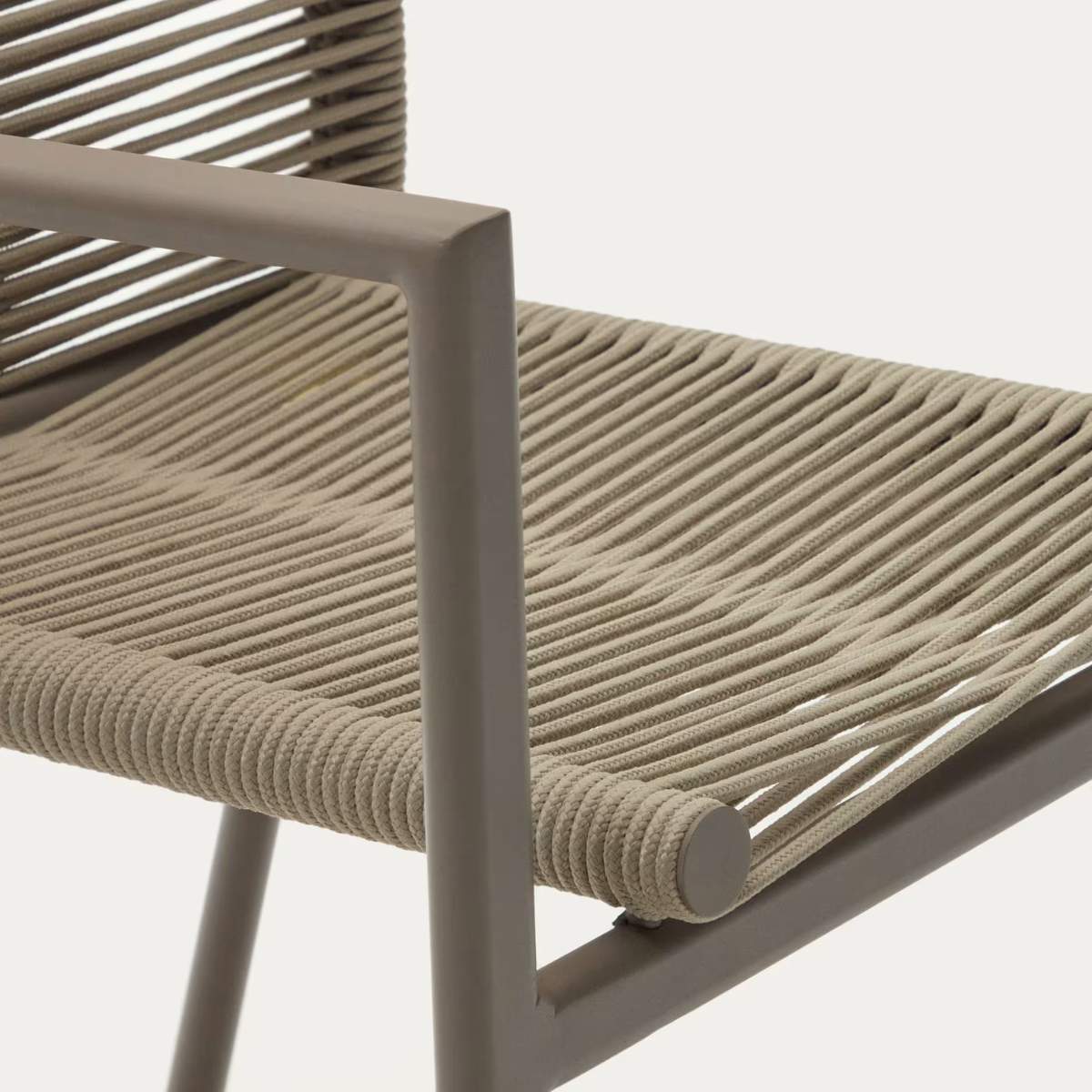 Kave Home Culip stackable outdoor chair in aluminium and cord in brown