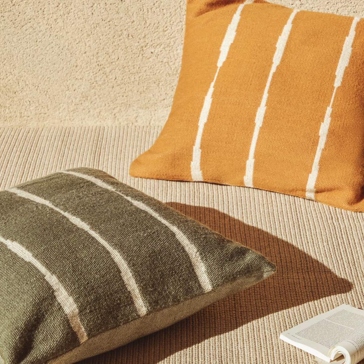 Kave Home Daila orange 100% PET floor cushion cover with Ikat graphic 70 x 70 cm