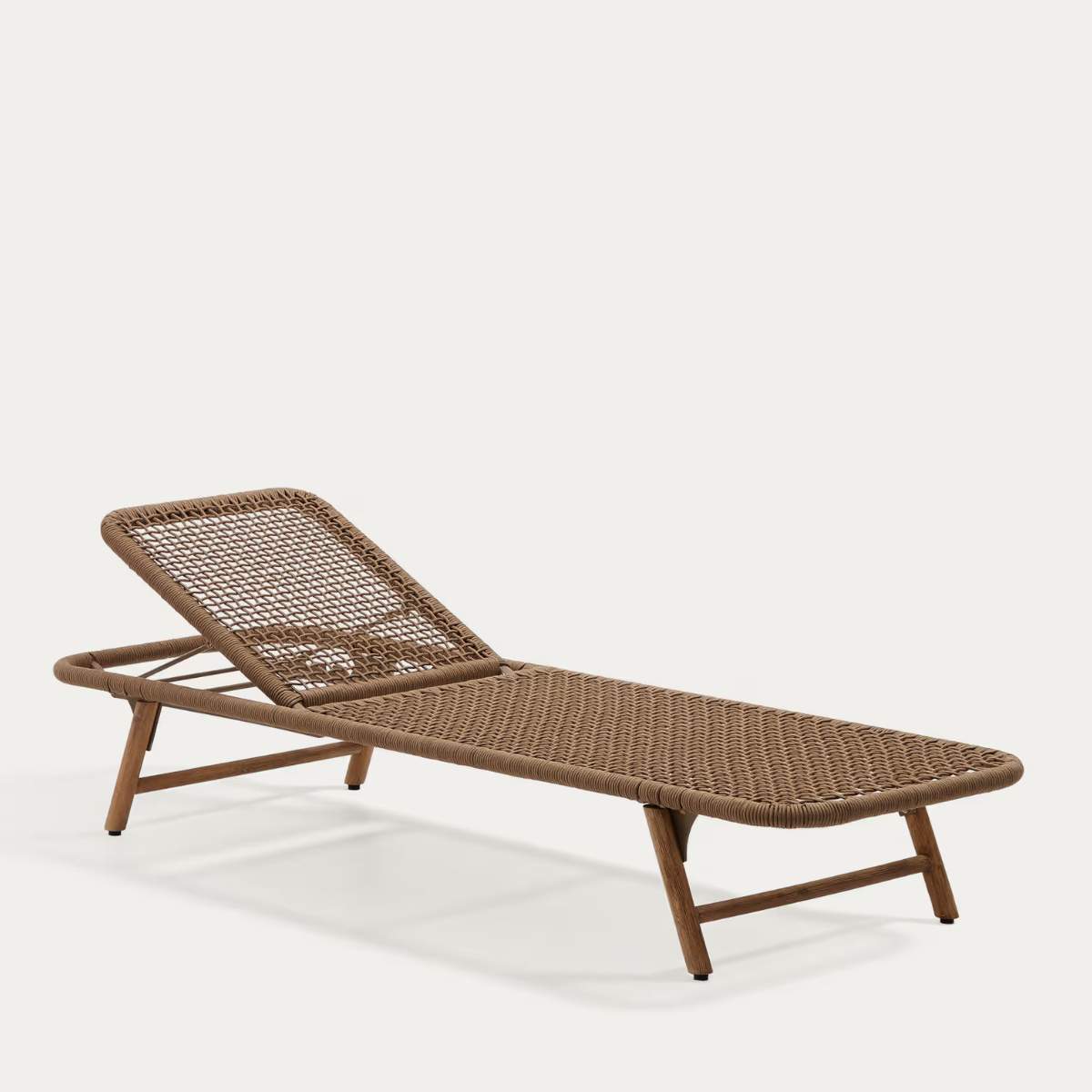Kave Home Dandara sun lounger in steel, green rope and legs in solid FSC 100% acacia wood