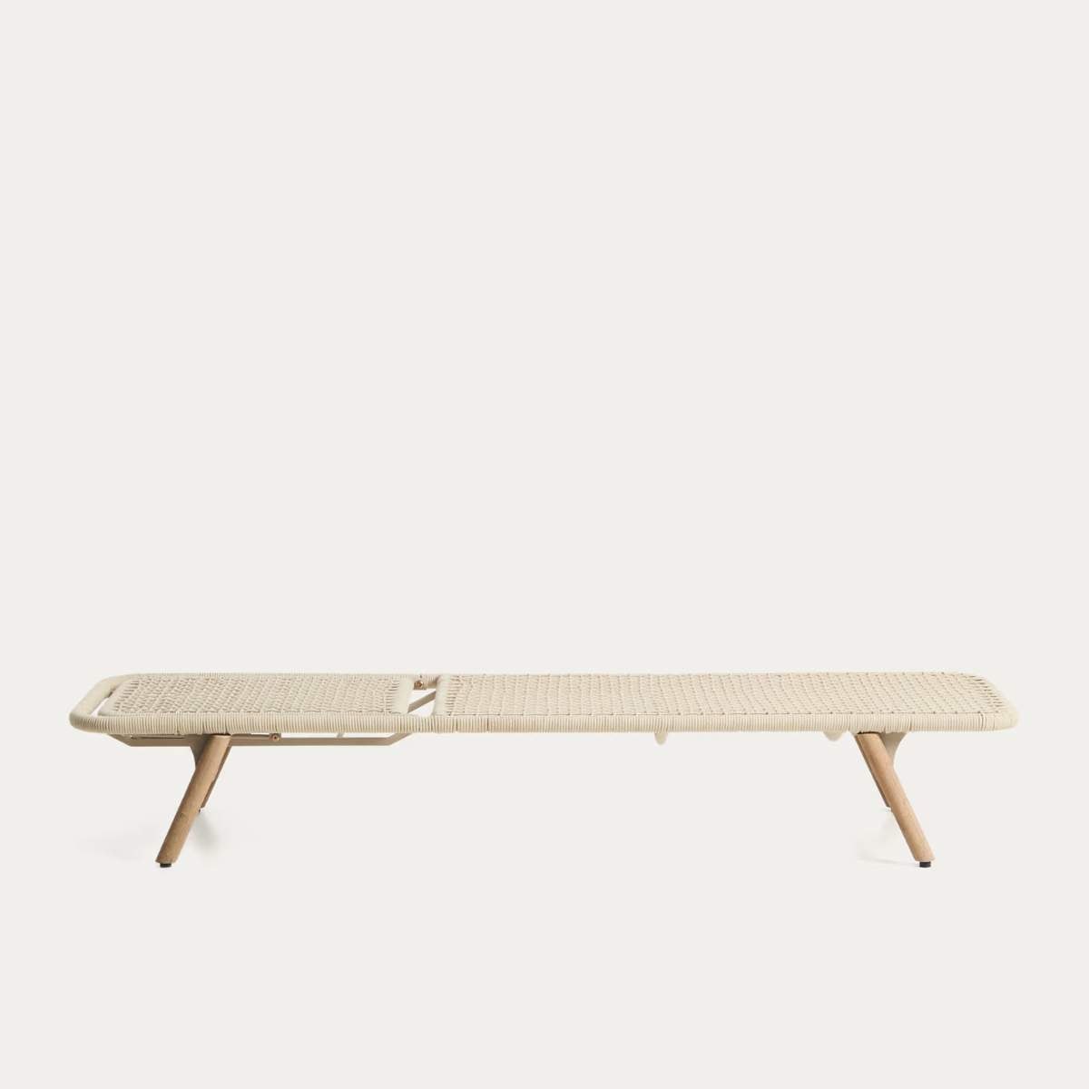 Kave Home Dandara sun lounger in steel, green rope and legs in solid FSC 100% acacia wood