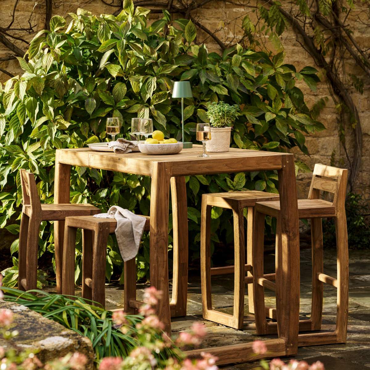 Garden Trading Dashwood Bar Stool With Back Set of 2 Natural