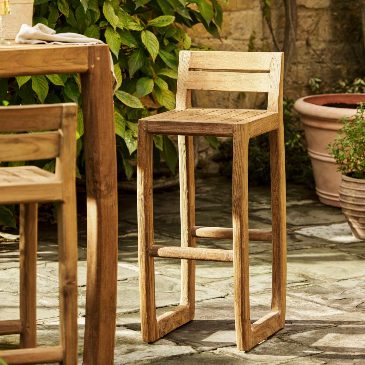 Garden Trading Dashwood Bar Stool With Back Set of 2 Natural