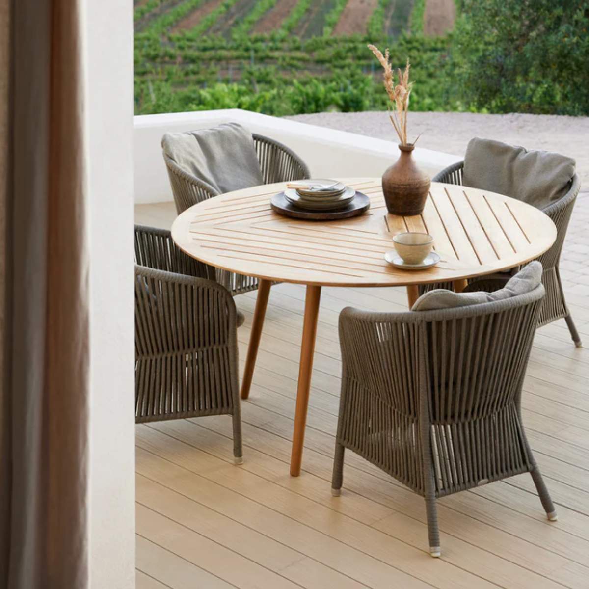 Cane-line Define Dining Table, Dia. 120 cm