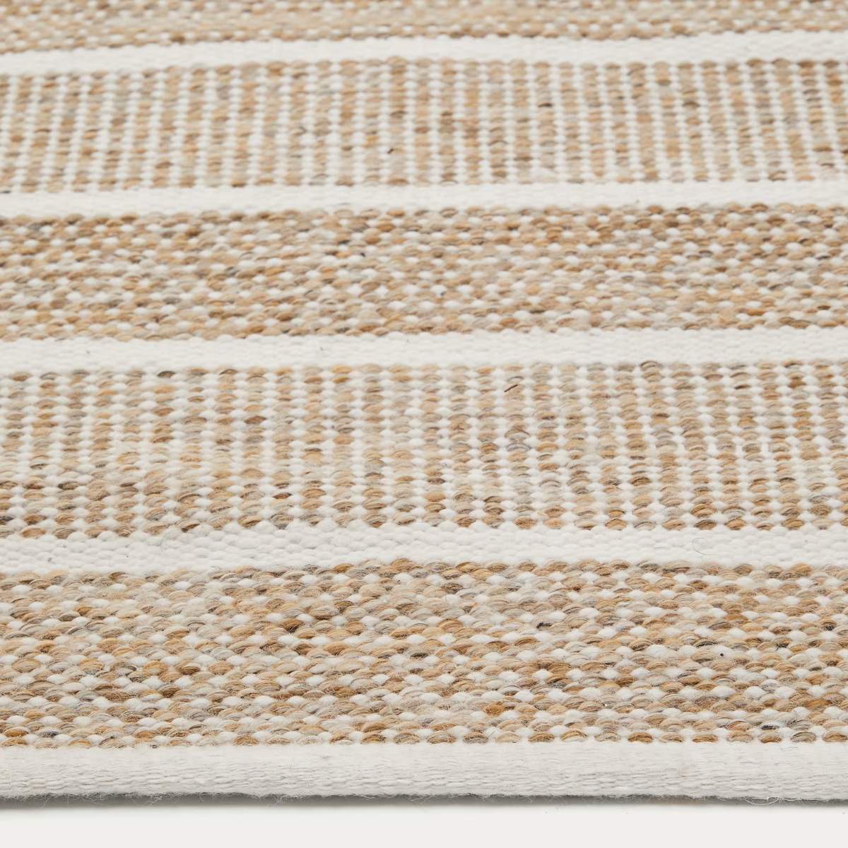Kave Home Desni beige rug 100% PET 200 x 300 cm