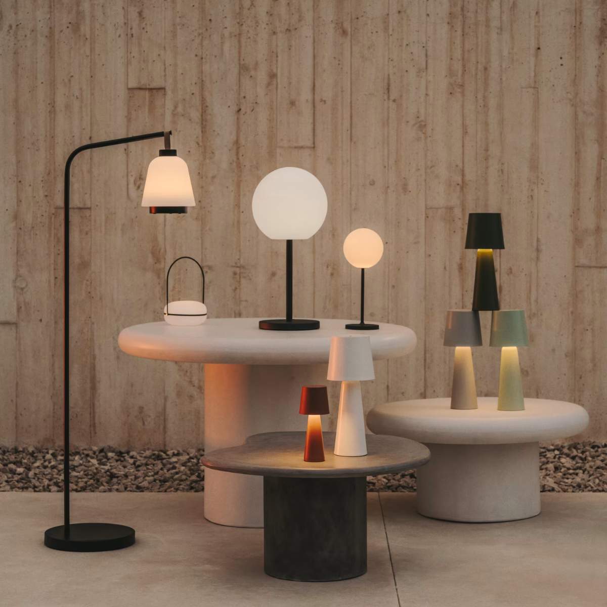 Kave Home Dinesh outdoor table lamp in grey aluminium 40 cm