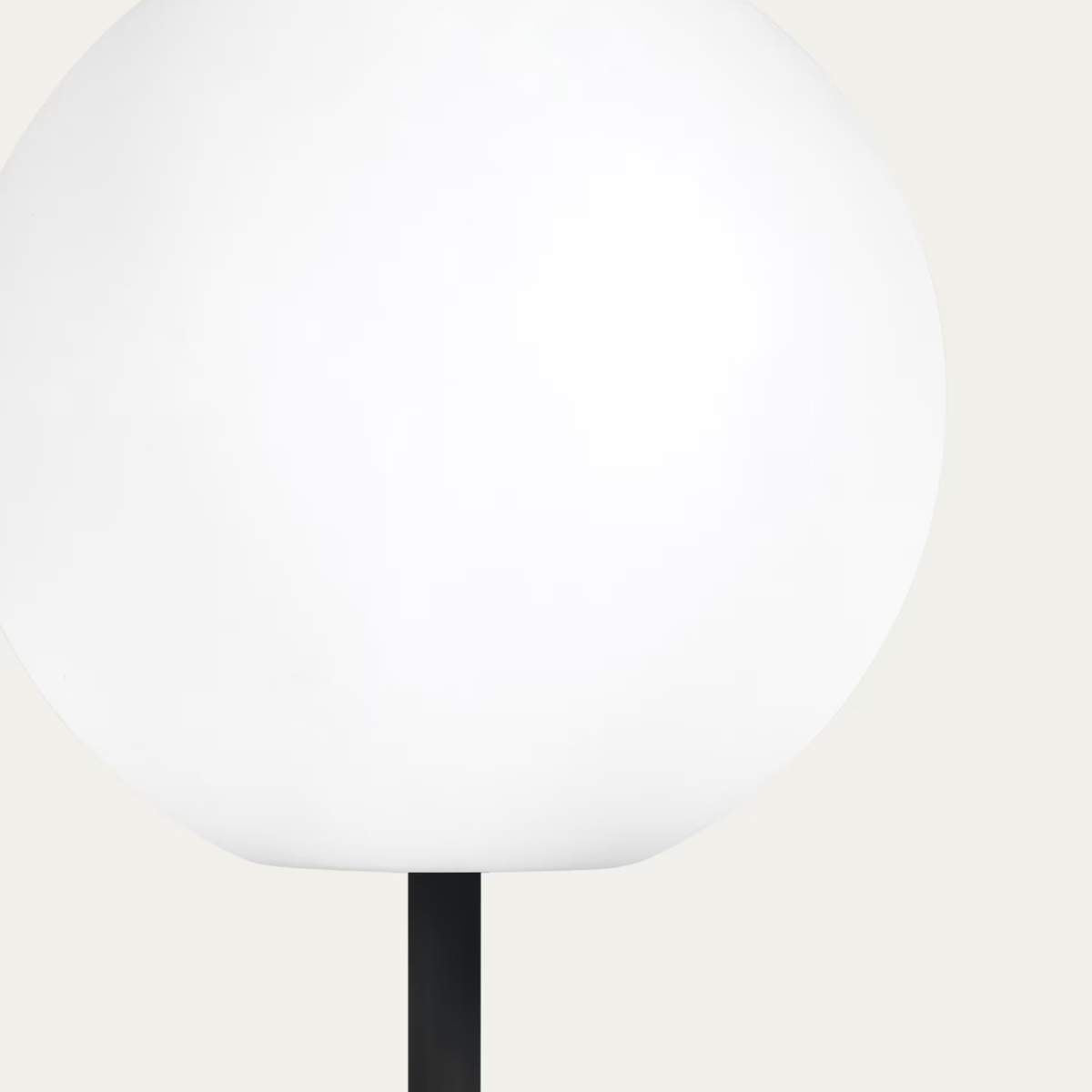 Kave Home Dinesh outdoor solar floor lamp in black steel 120 cm
