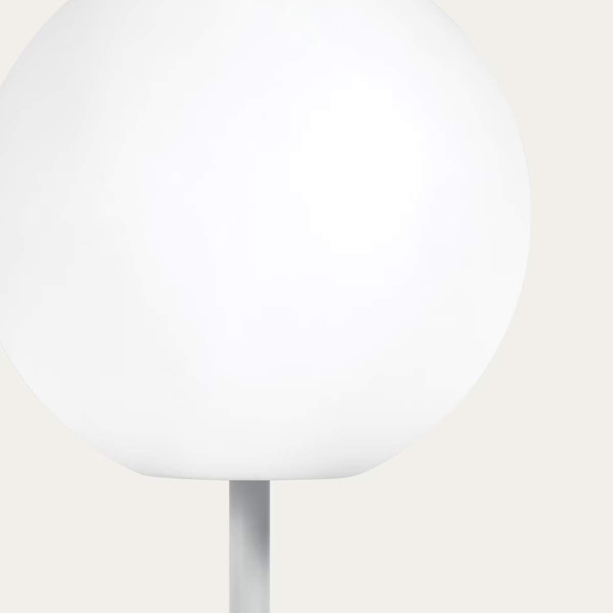 Kave Home Dinesh outdoor table lamp in grey aluminium 40 cm