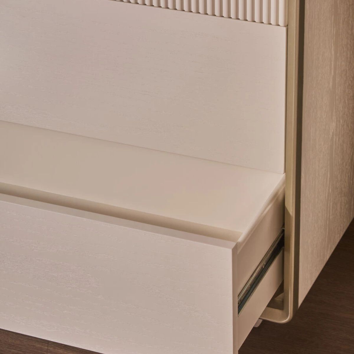 Beaumonde Home Dorsino Ivory Wood Veneer Three Drawer Chest