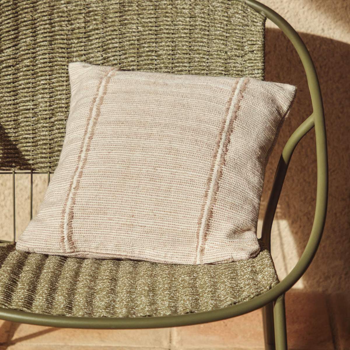 Kave Home Drati yellow 100% PET cushion cover 45 x 45 cm