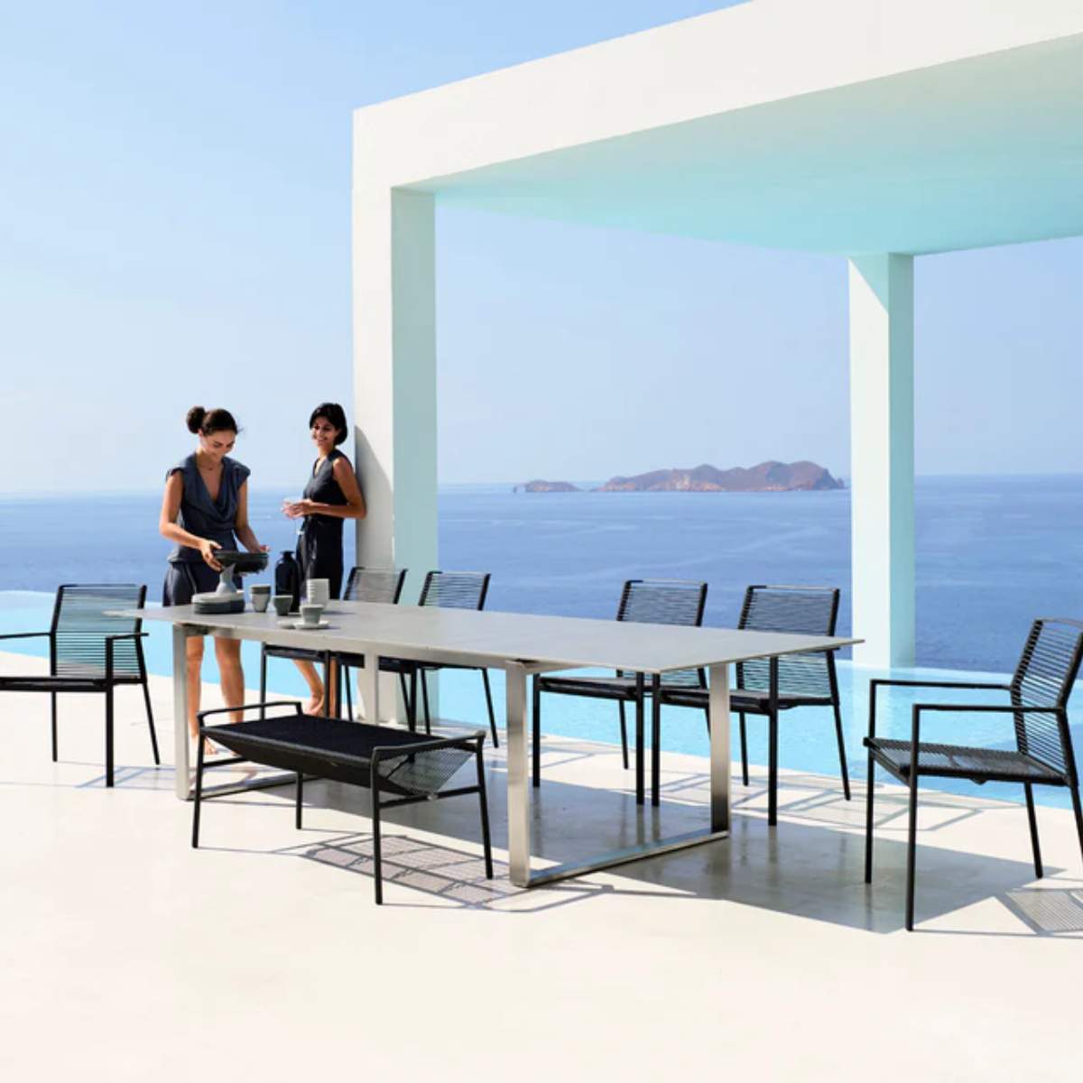 Cane-line Edge Dining Table W/ 120 cm Extensions
