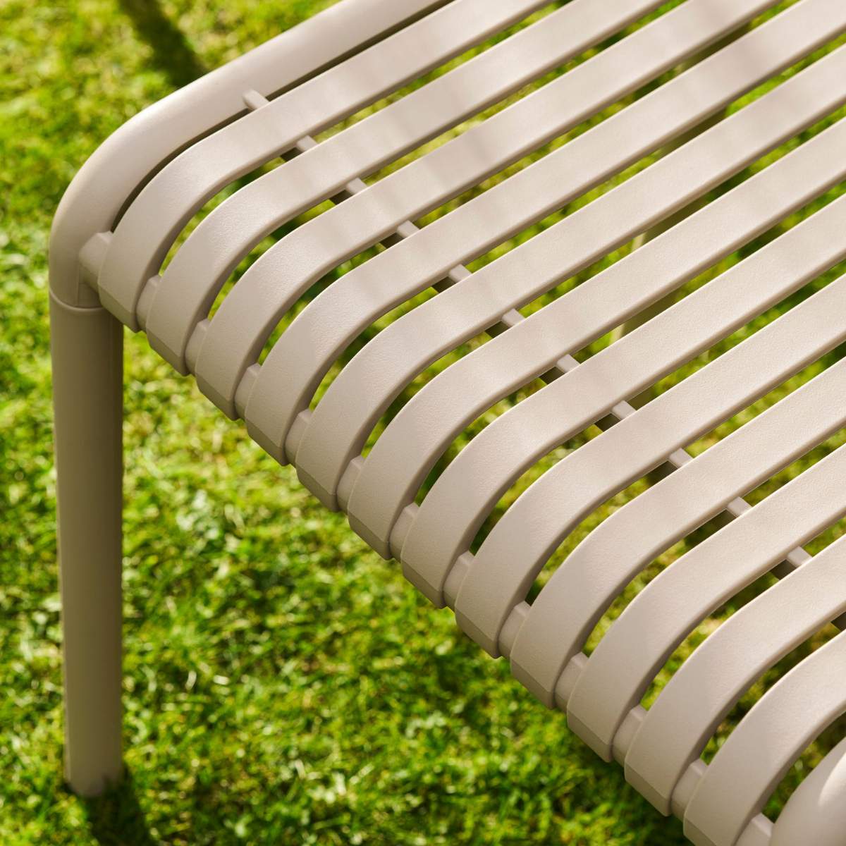Garden Trading Edgeworth Armchair & Side Table Set Clay