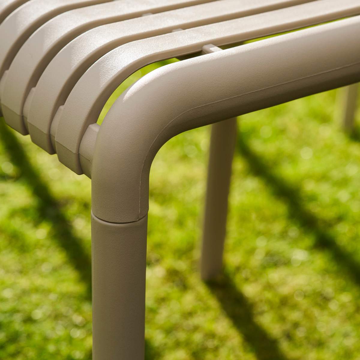 Garden Trading Edgeworth Armchair & Side Table Set Clay