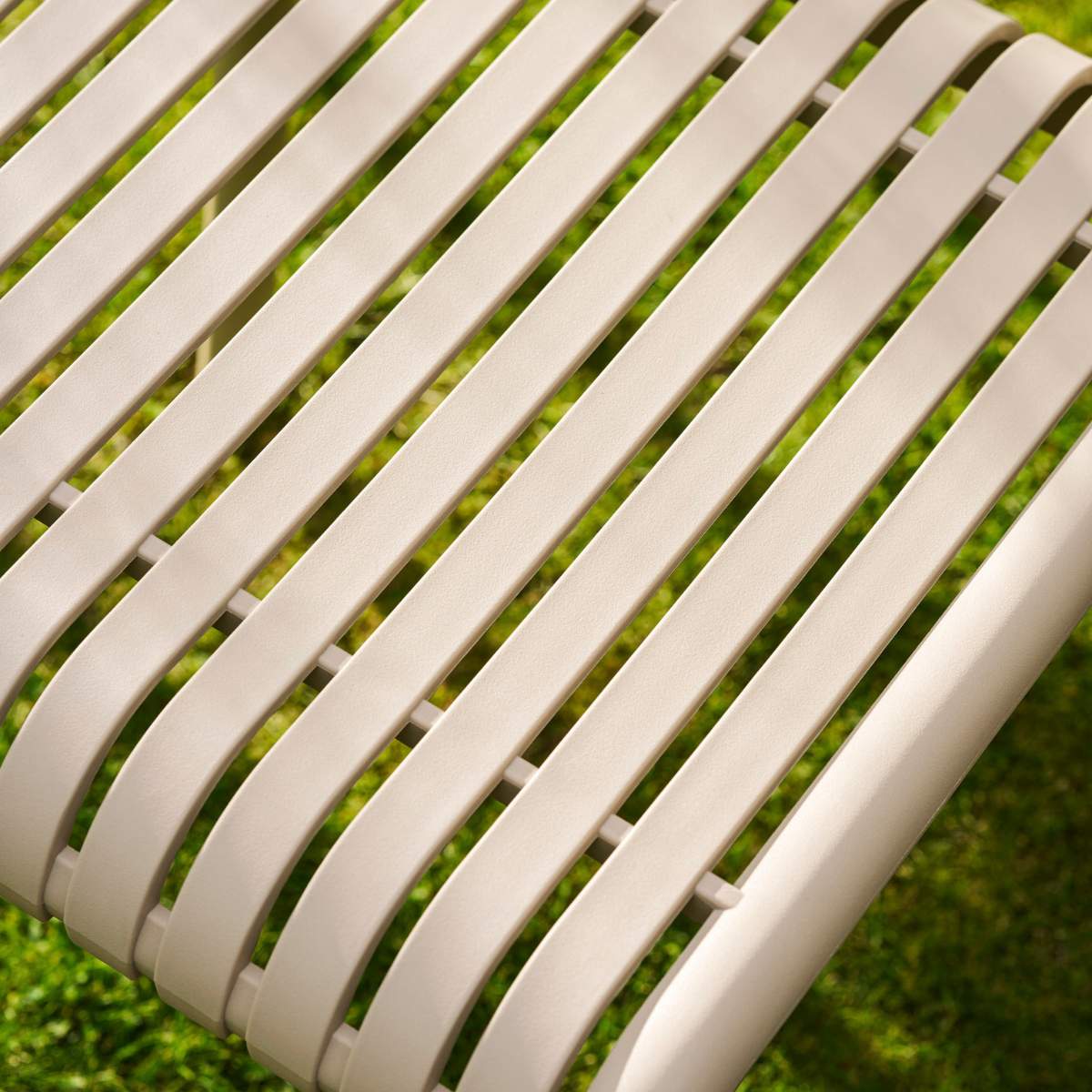 Garden Trading Edgeworth Armchair & Side Table Set Clay