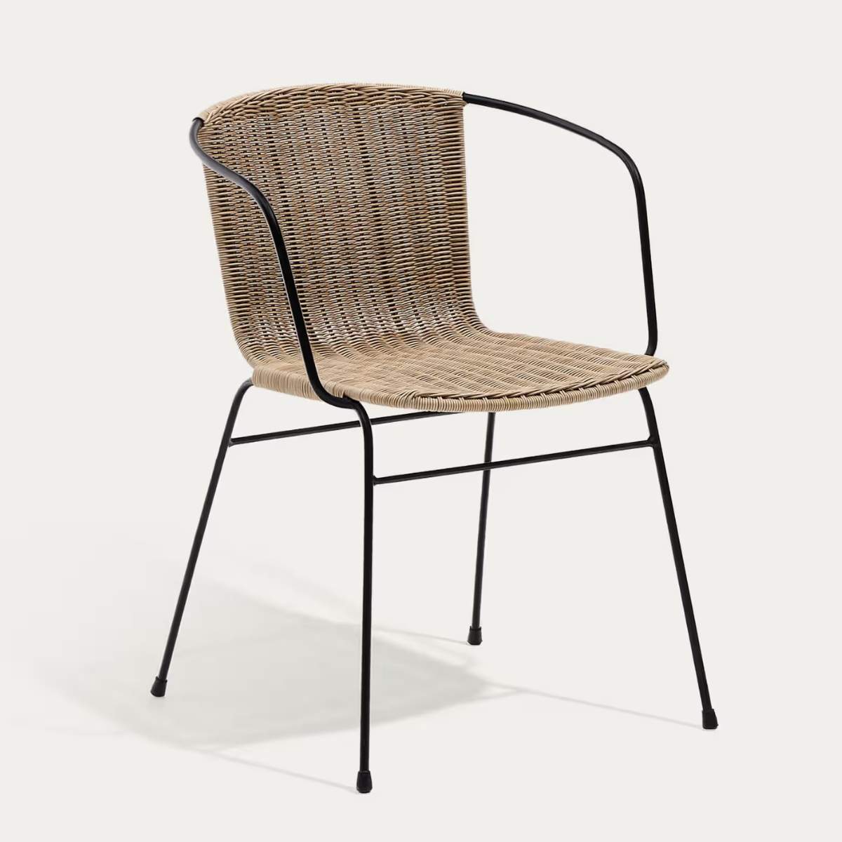 Kave Home Eltiera stackable chair in synthetic rattan with black steel frame and armrests