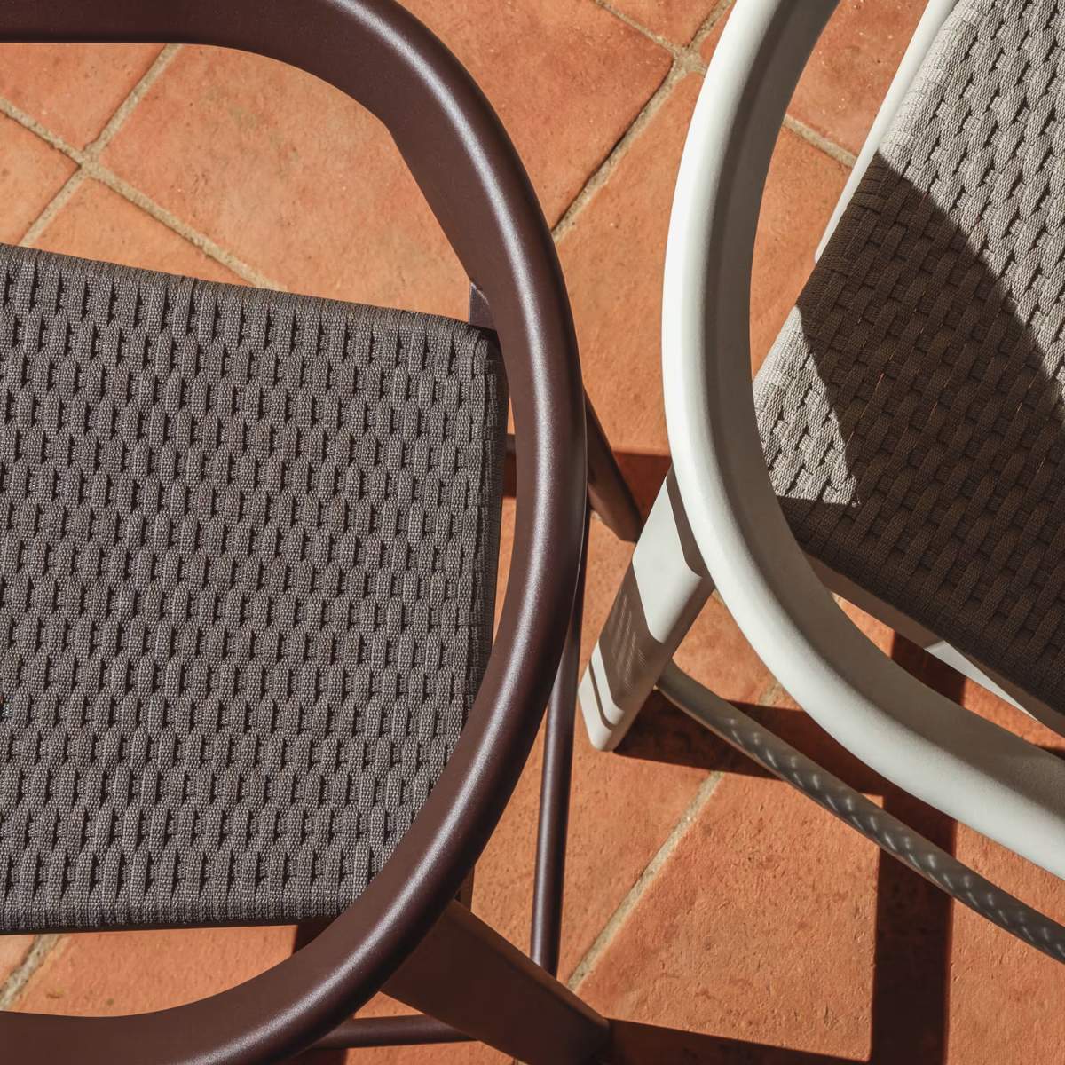 Kave Home Erice stool in aluminium and ecru rope cord 75cm
