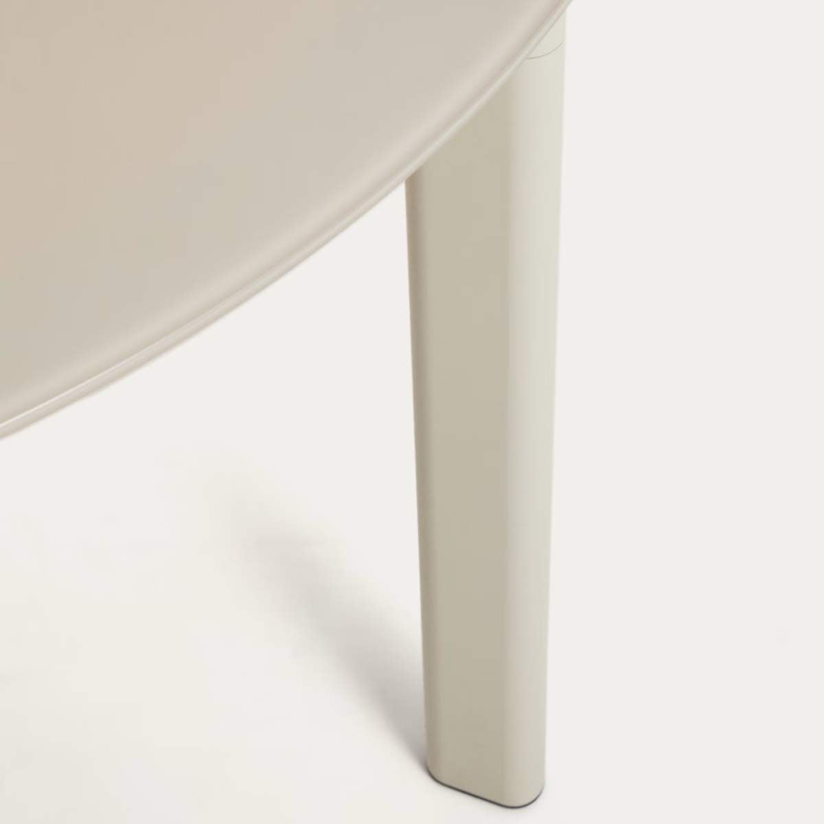 Kave Home Erice round table in aluminium and ecru tempered glass Ø120 cm