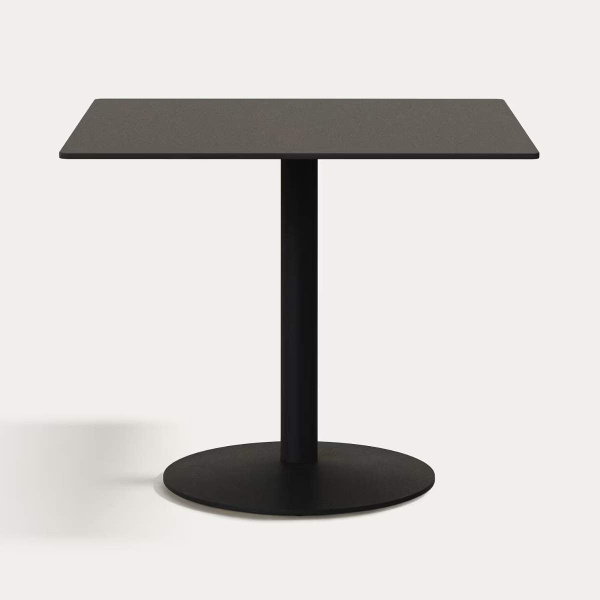 Kave Home Esilda outdoor table in black with metal leg in a painted black finish, 70 x 70 x 70 cm