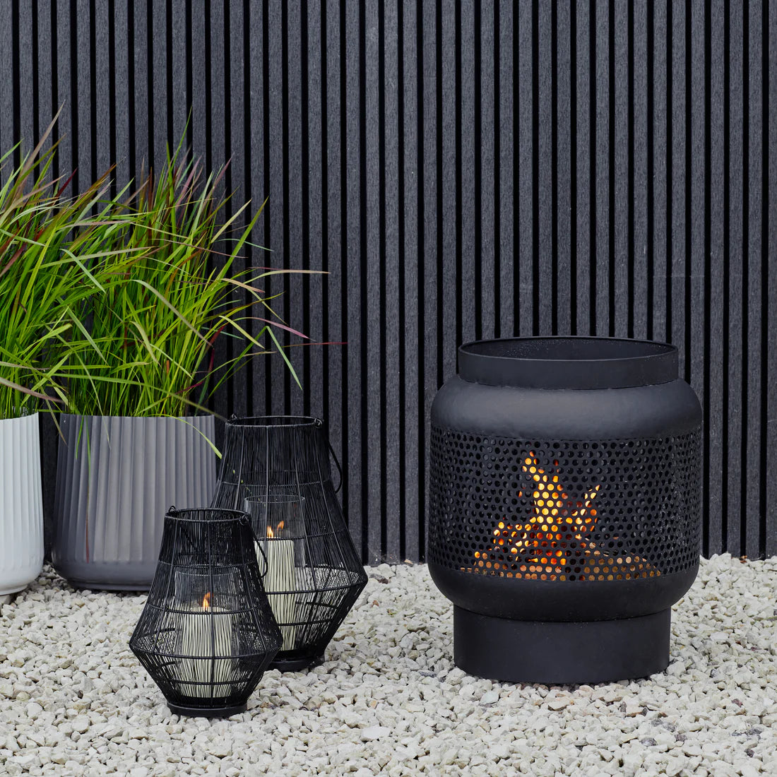 Ivyline Tall Buttermere Basket Outdoor Fire Pit Black-Beaumonde