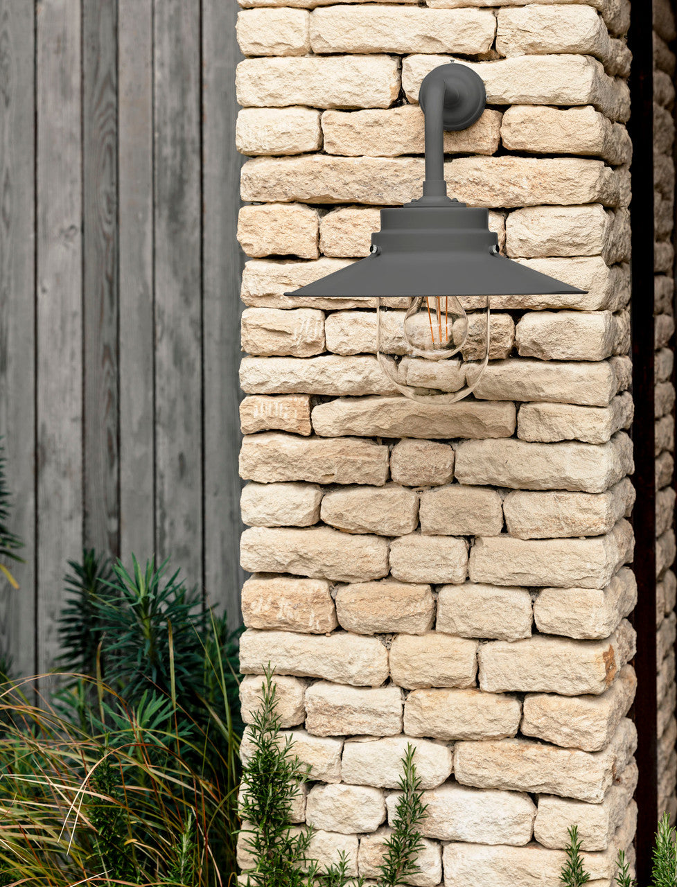 Garden Trading Semington Steel Wall Light In Carbon Black