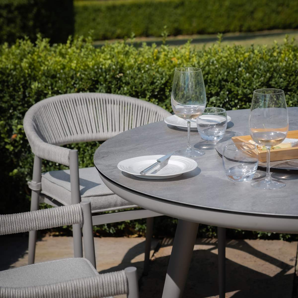 Maze Florence Rope Weave 4 Seat Round Dining Set