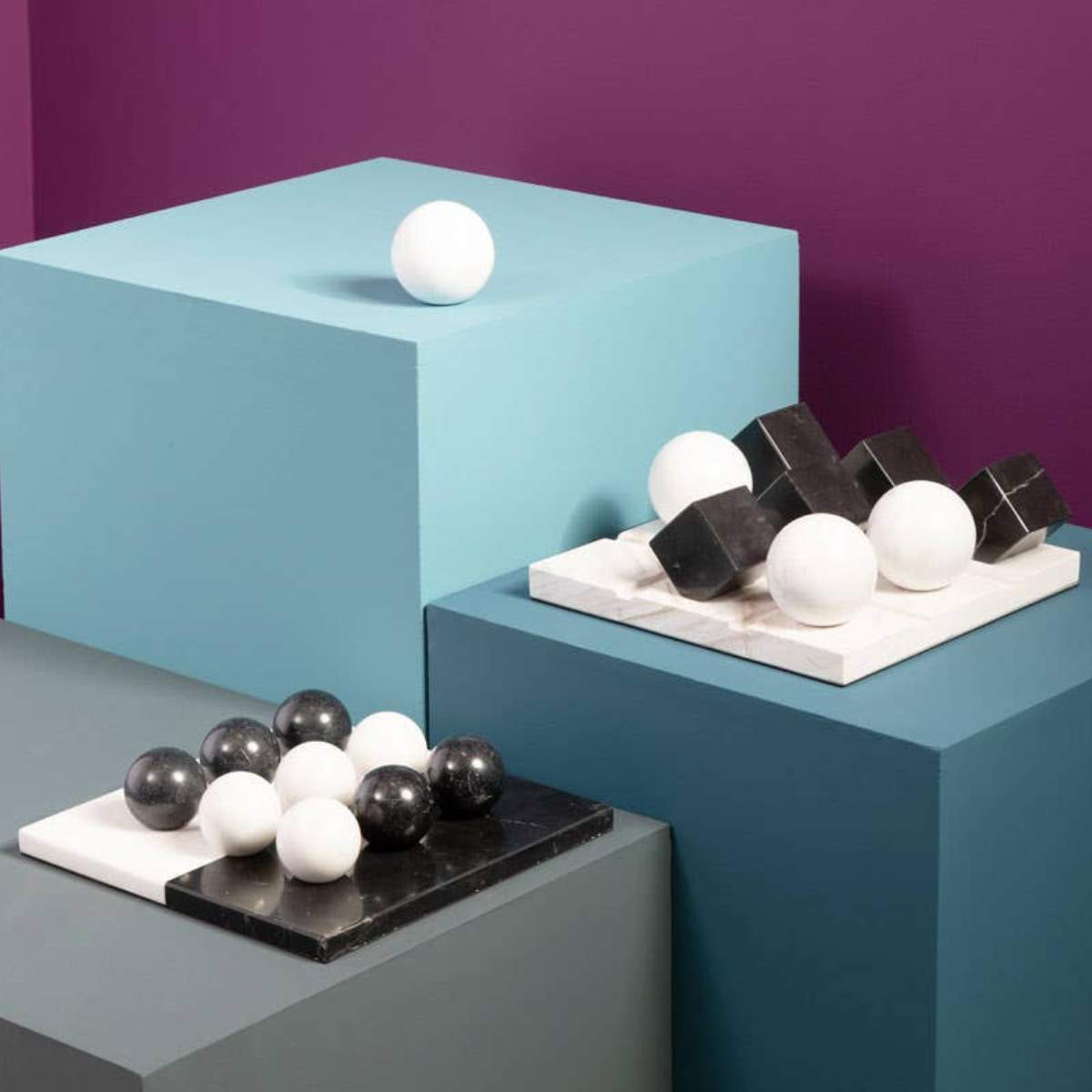 Beaumonde Home Flos Black And White Tic Tac Toe Game
