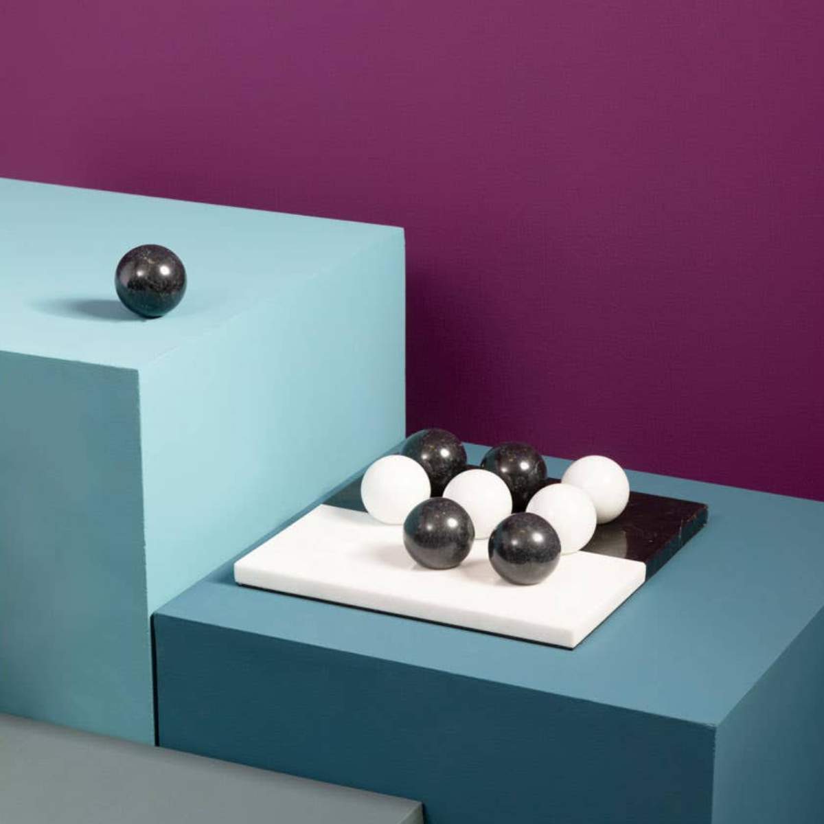 Beaumonde Home Flos Black And White Tic Tac Toe Marble Game