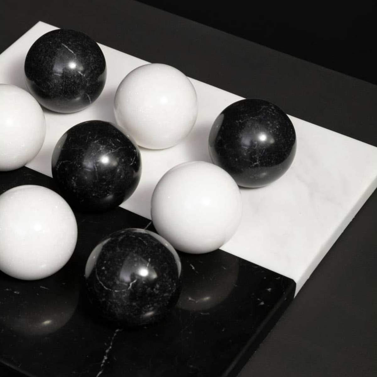 Beaumonde Home Flos Black And White Tic Tac Toe Marble Game