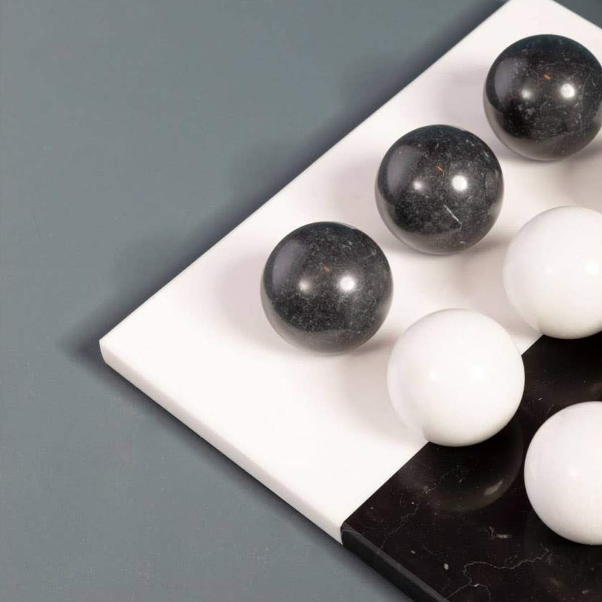 Beaumonde Home Flos Black And White Tic Tac Toe Marble Game