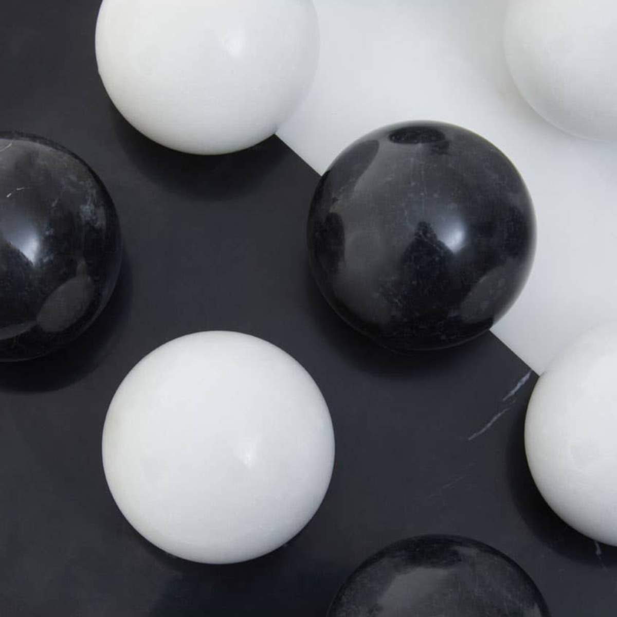 Beaumonde Home Flos Black And White Tic Tac Toe Marble Game