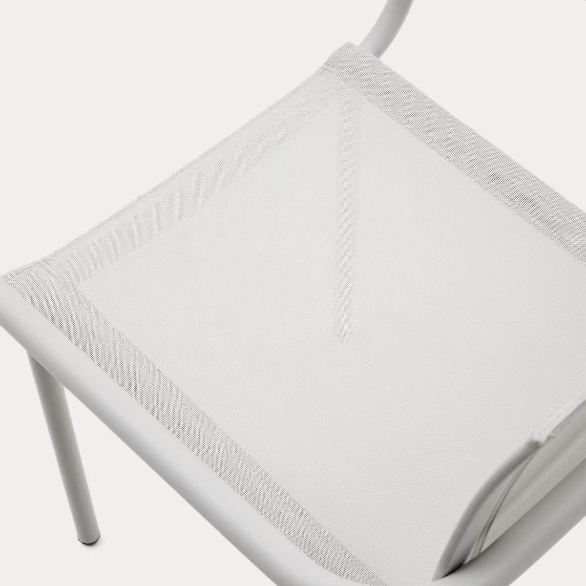 Kave Home Galdana stackable outdoor chair in aluminium with light grey painted finish