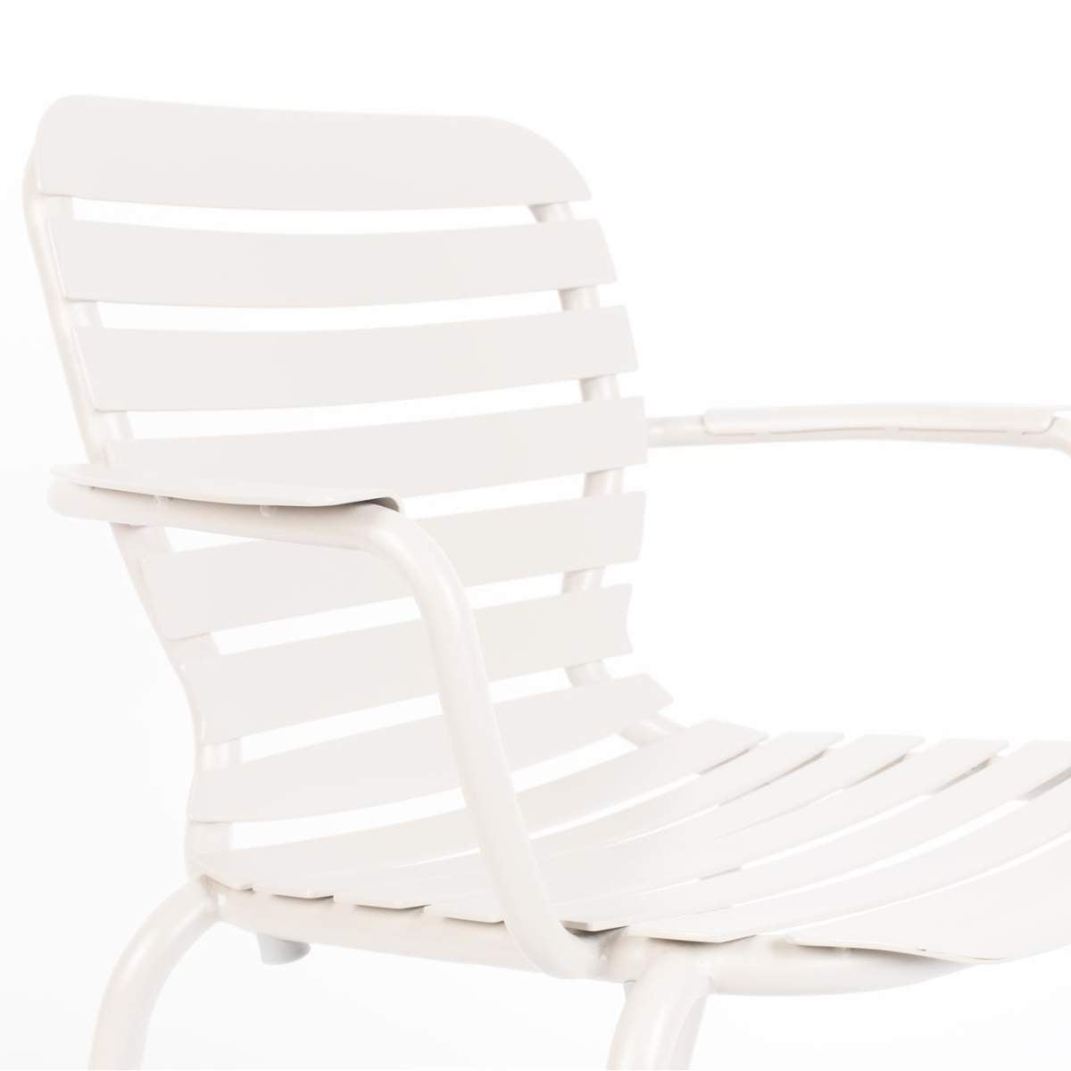 Zuiver Garden Armchair Vondel