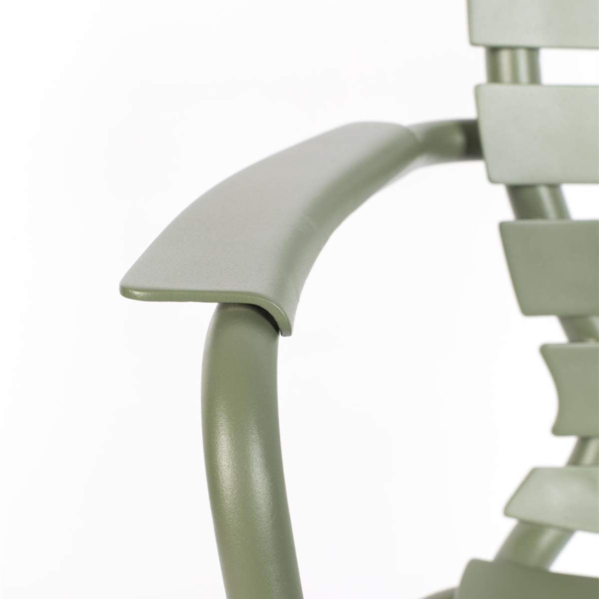Zuiver Garden Armchair Vondel