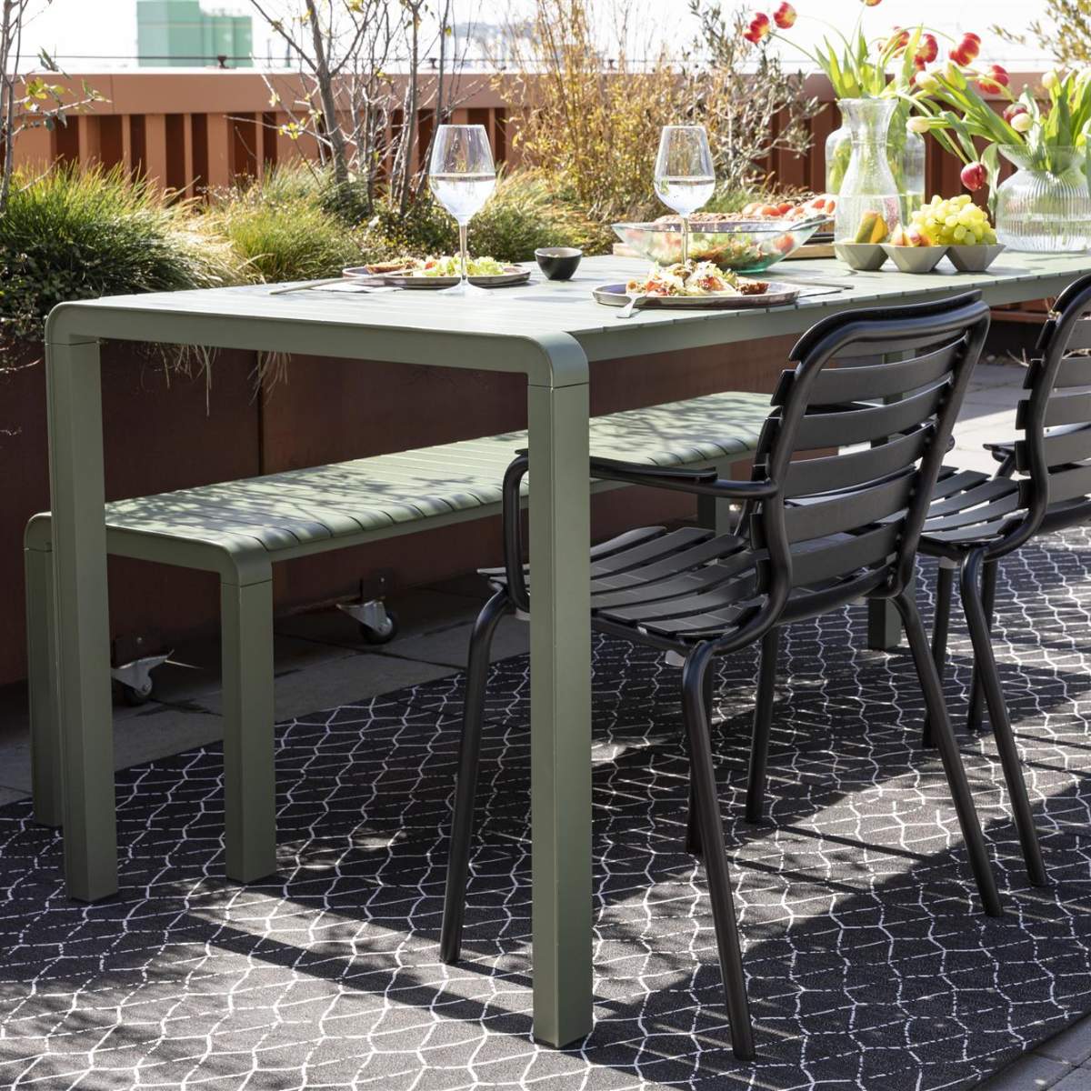 Zuiver Garden Armchair Vondel
