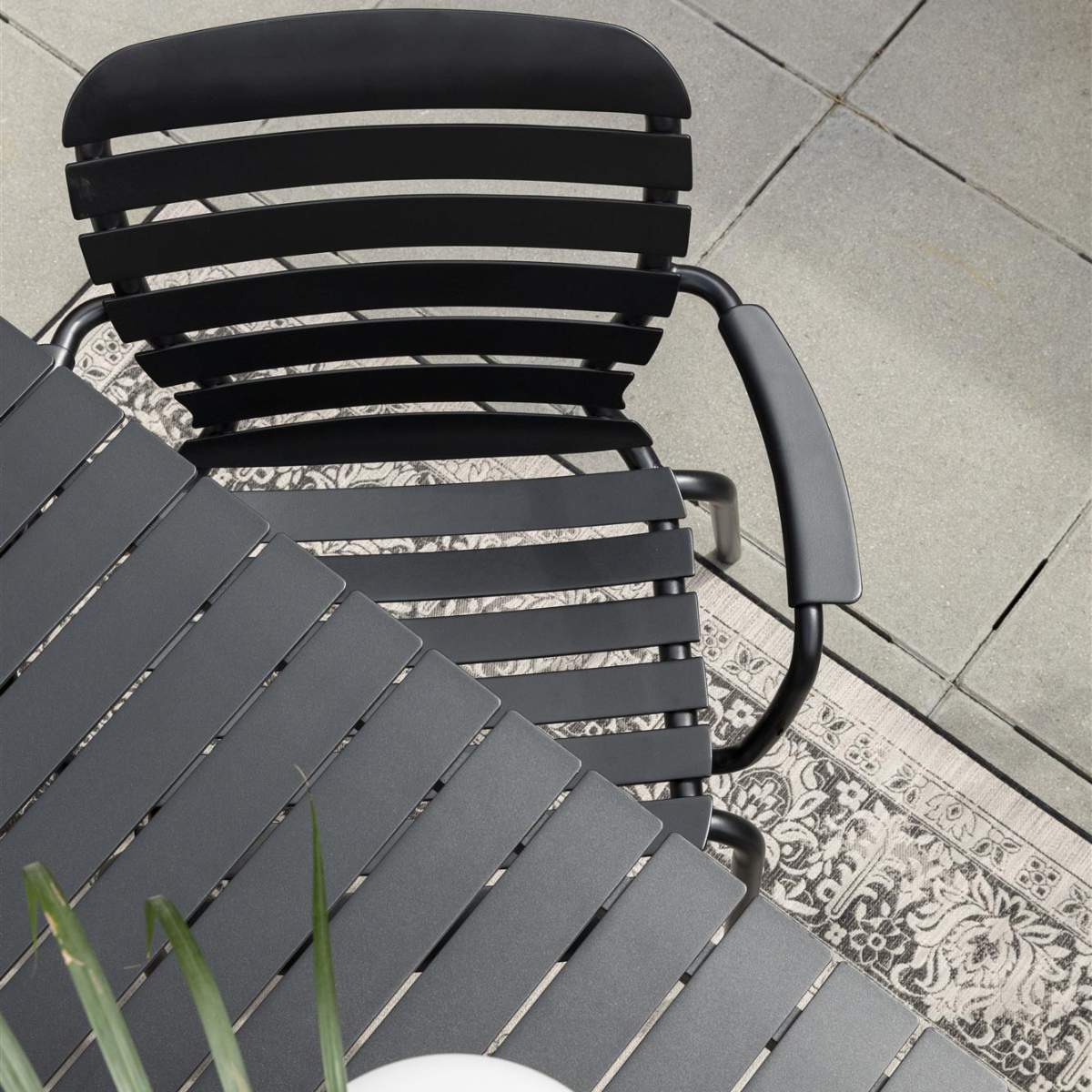 Zuiver Garden Armchair Vondel