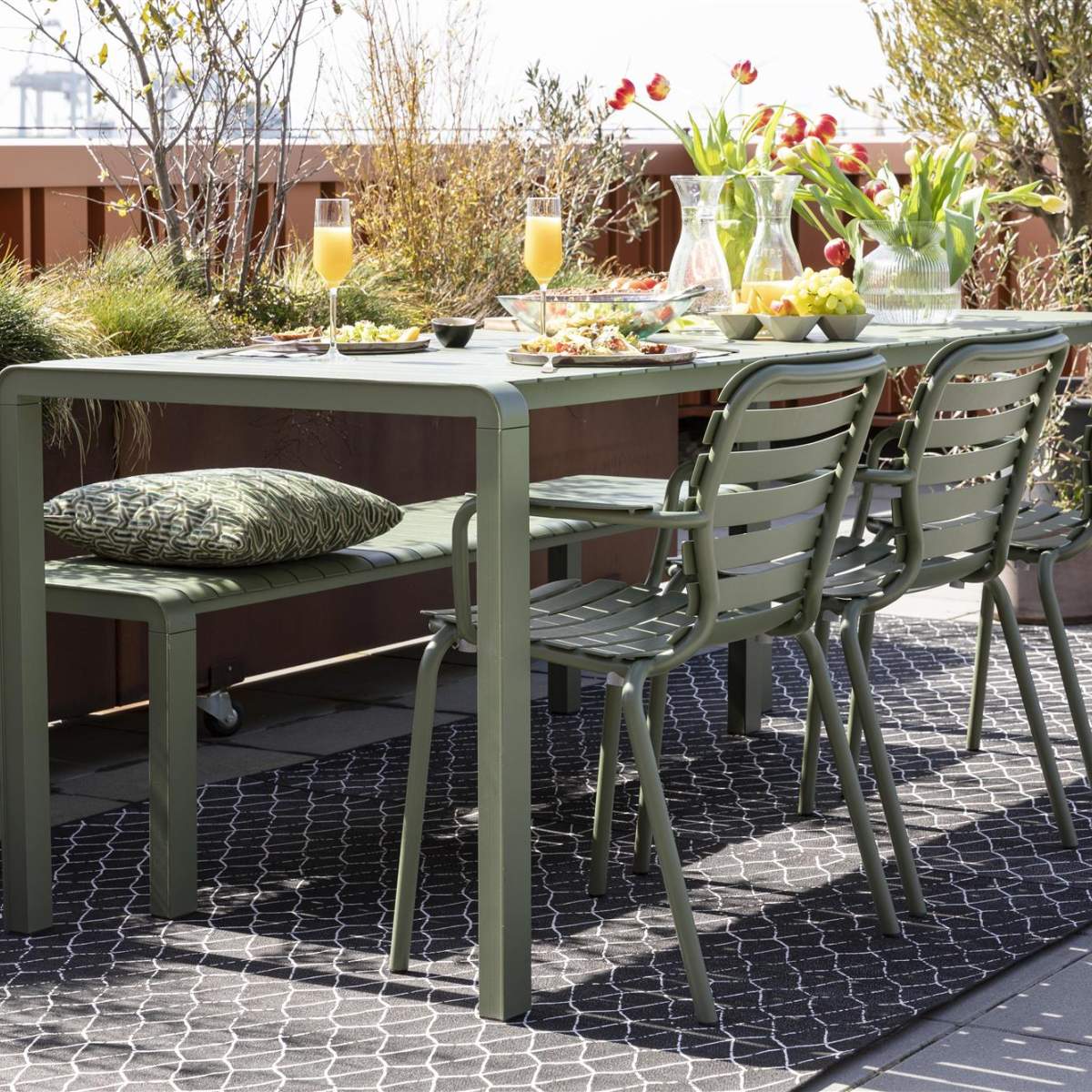 Zuiver Garden Armchair Vondel