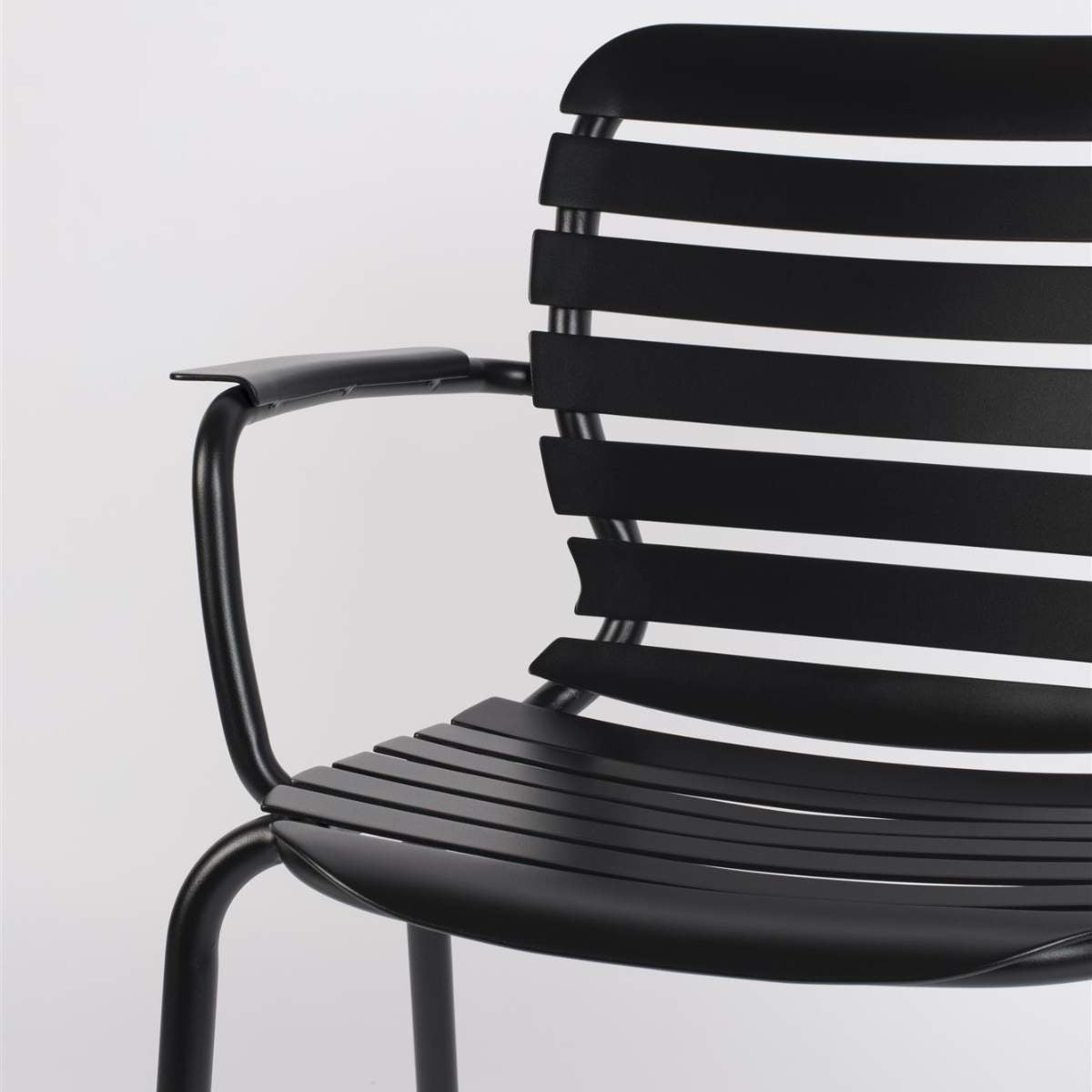 Zuiver Garden Armchair Vondel