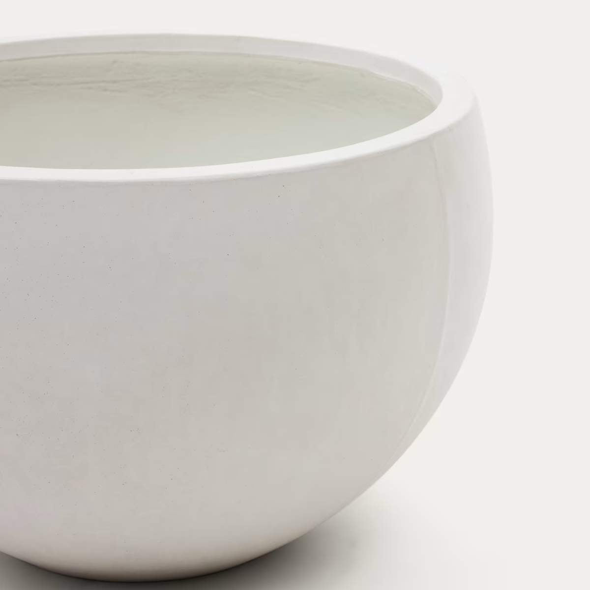 Kave Home Grau White Cement Planter Ø 56 cm