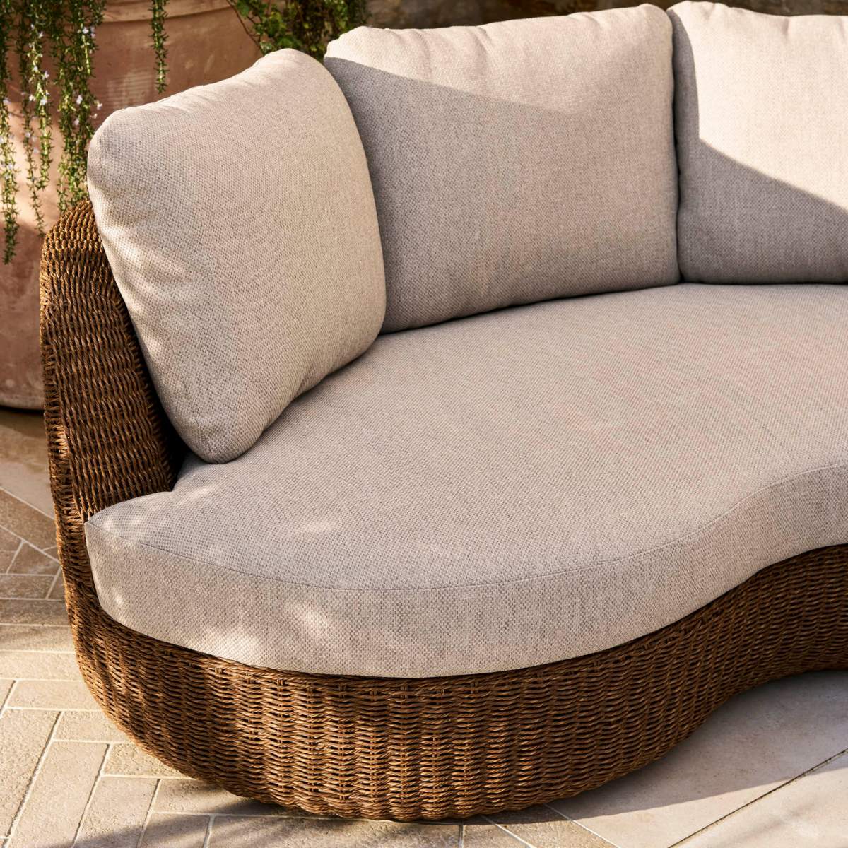 Garden Trading Hambridge Curved Corner Sofa Set Dark Natural
