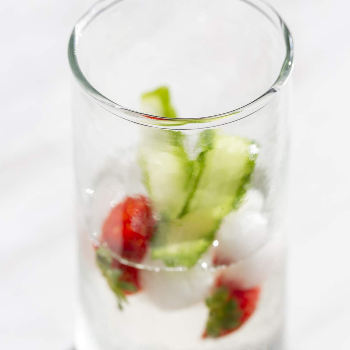 Grand Illusions Hammered Drinking Glass Tall